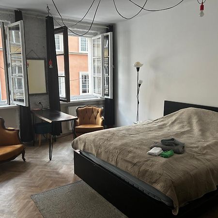 Private Apartament Wroniecka 6 - Parking 波兹南 外观 照片