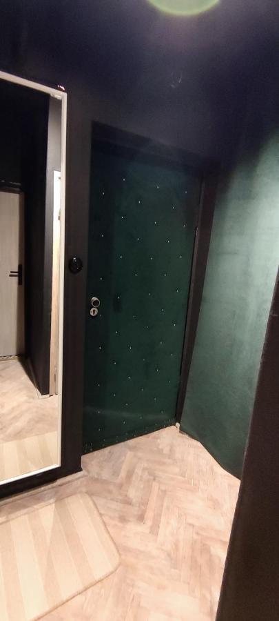 Private Apartament Wroniecka 6 - Parking 波兹南 外观 照片